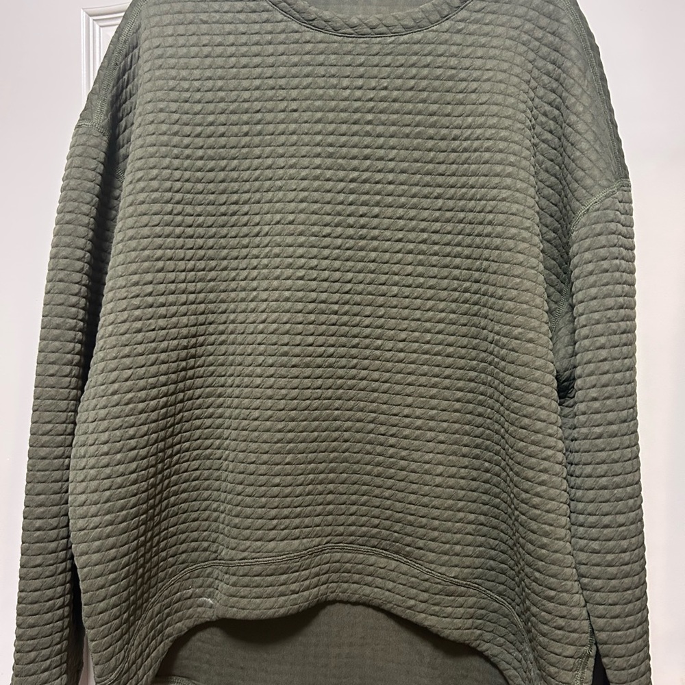 NOBULL Textured Crew Neck Sweater in Olive